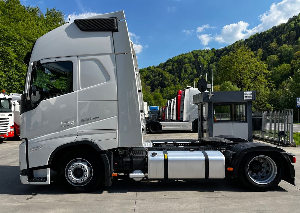Volvo FH500 // Mega // Zamiana na starszy // 2021 Rok // New Face // Parkclima // Joystick // Serwisowany !!! - Тягач: фото 5 Volvo FH500 // Mega // Zamiana na starszy // 2021 Rok // New Face // Parkclima // Joystick // Serwisowany !!! - Тягач: фото 5
