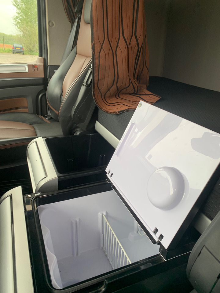 Daf Superspacecab XF 530FT лизинг Daf Superspacecab XF 530FT: фото 8 Daf Superspacecab XF 530FT лизинг Daf Superspacecab XF 530FT: фото 8