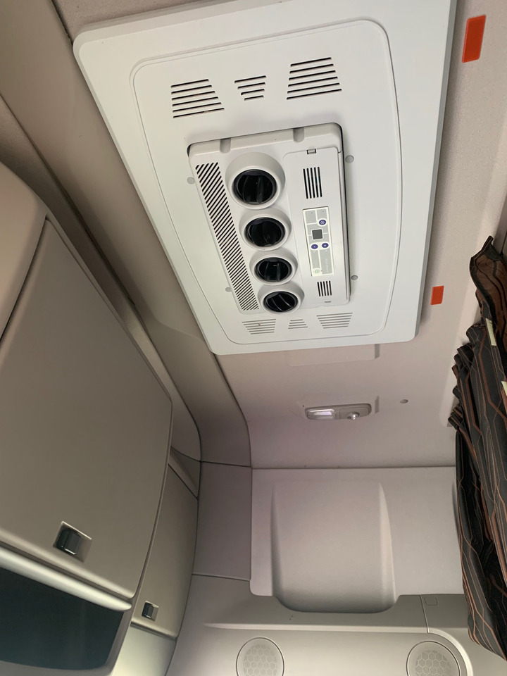 Daf Superspacecab XF 530FT лизинг Daf Superspacecab XF 530FT: фото 9 Daf Superspacecab XF 530FT лизинг Daf Superspacecab XF 530FT: фото 9