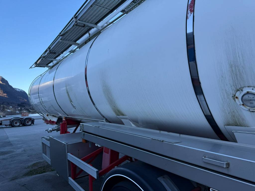 Полуприцеп-цистерна Annet Schrader tank trailer 32 m2: фото 12