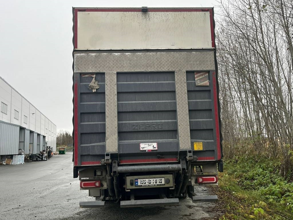 Mercedes-Benz Actros 2546 6x2 - Грузовик с закрытым кузовом: фото 4 Mercedes-Benz Actros 2546 6x2 - Грузовик с закрытым кузовом: фото 4