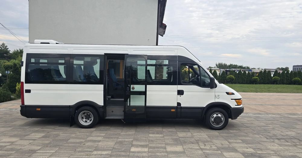 Iveco 50c15 - Микроавтобус, Пассажирский фургон: фото 5 Iveco 50c15 - Микроавтобус, Пассажирский фургон: фото 5