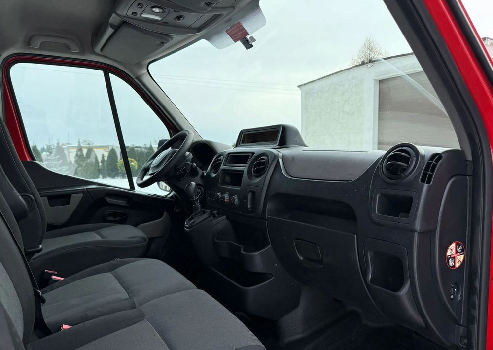 Машина скорой помощи Renault Master: фото 8 Машина скорой помощи Renault Master: фото 8