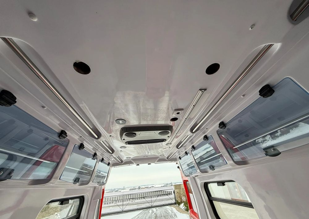 Машина скорой помощи Renault Master: фото 16 Машина скорой помощи Renault Master: фото 16