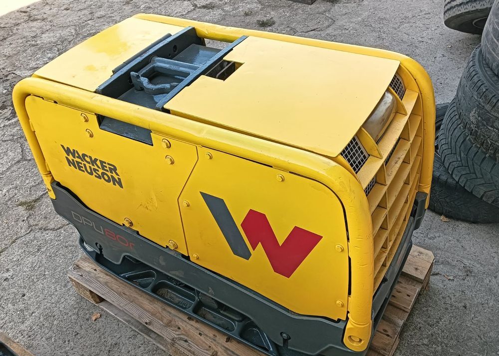 Wacker Neuson DPU 80R - Виброплита: фото 2 Wacker Neuson DPU 80R - Виброплита: фото 2