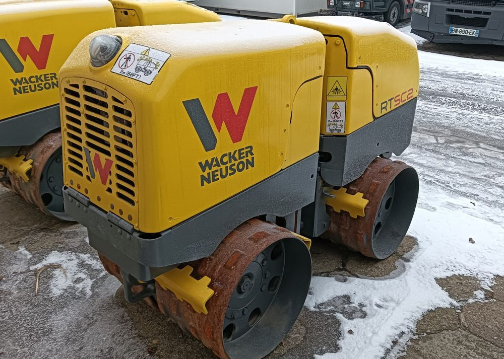 Wacker Neuson RT SC2 - Каток тротуарный: фото 2 Wacker Neuson RT SC2 - Каток тротуарный: фото 2