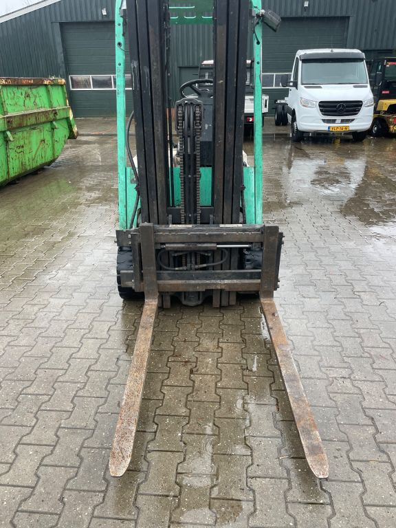 Вилочный погрузчик Mitsubishi FBS18-48s Elektrische heftruck triplo freelift 480cm: фото 6 Вилочный погрузчик Mitsubishi FBS18-48s Elektrische heftruck triplo freelift 480cm: фото 6