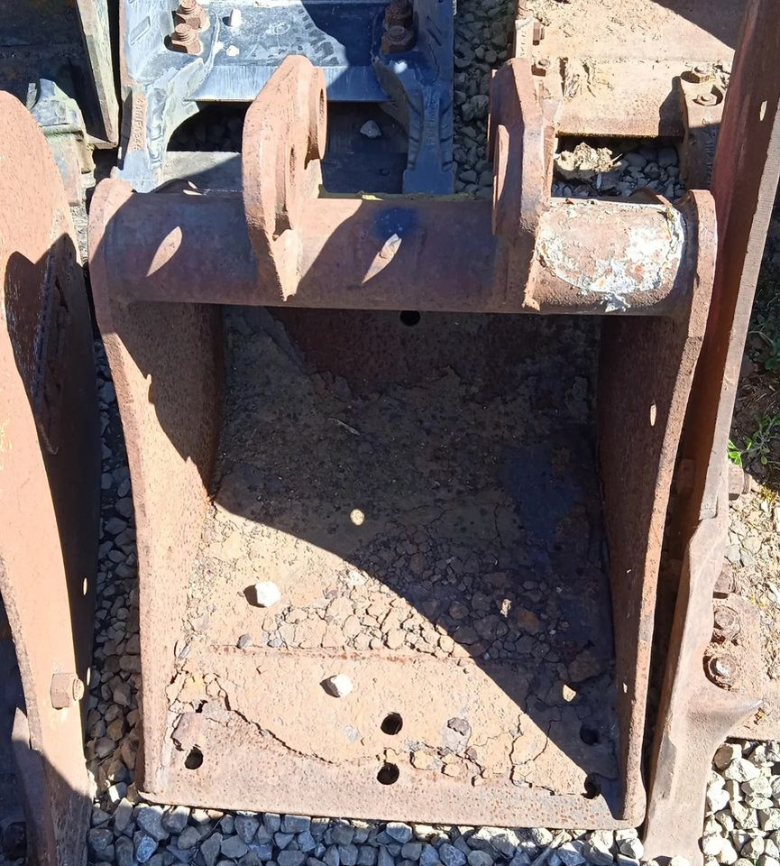 ŁYŻKA KOPIĄCA DO KOPARKI JCB, CAT, VOLVO, KOMATSU, LIEBHERR CENA NA TELEFON L26 - Ковш для экскаватора: фото 2 ŁYŻKA KOPIĄCA DO KOPARKI JCB, CAT, VOLVO, KOMATSU, LIEBHERR CENA NA TELEFON L26 - Ковш для экскаватора: фото 2