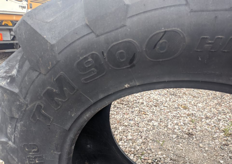 Trelleborg TM900, 710/60 r 34, nowa opona w starej cenie! - Шина: фото 2 Trelleborg TM900, 710/60 r 34, nowa opona w starej cenie! - Шина: фото 2