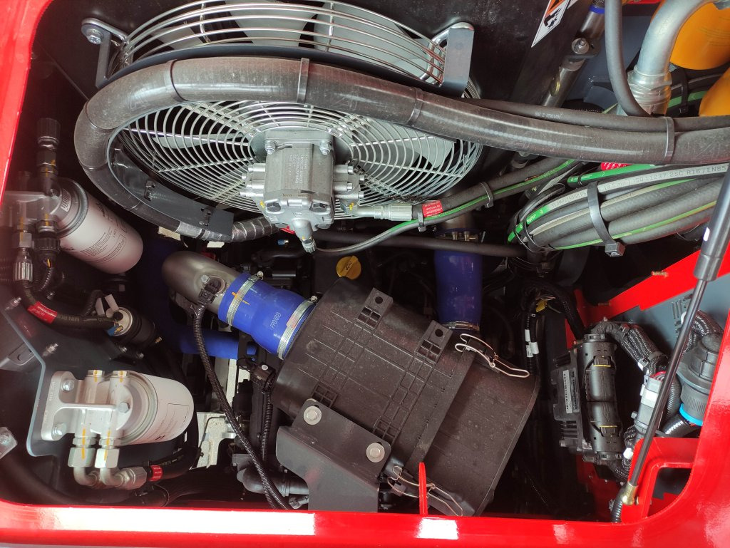 Combilift C6000SL - Боковой погрузчик: фото 2 Combilift C6000SL - Боковой погрузчик: фото 2