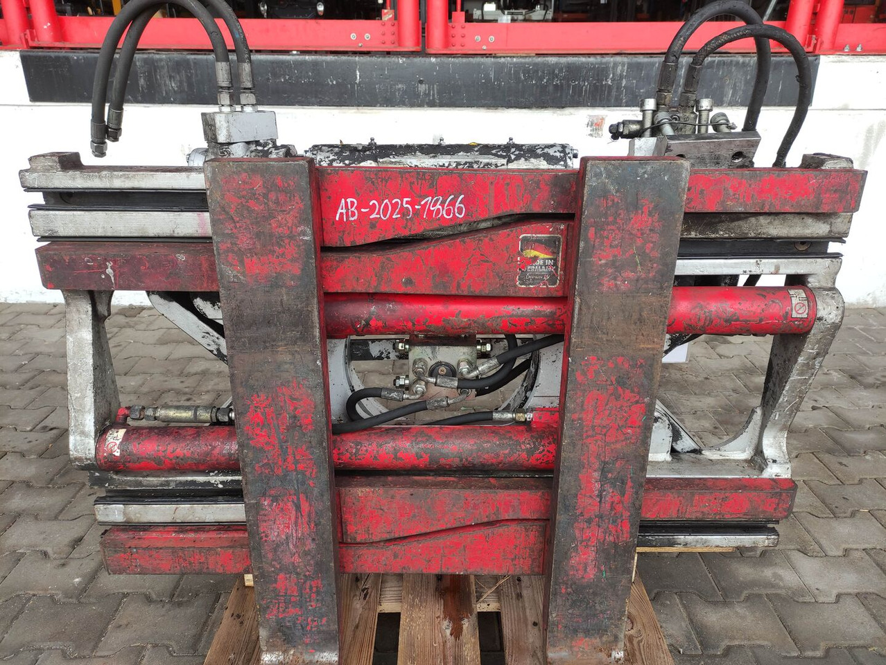 Durwen DU73 0 - Вилы: фото 1 Durwen DU73 0 - Вилы: фото 1