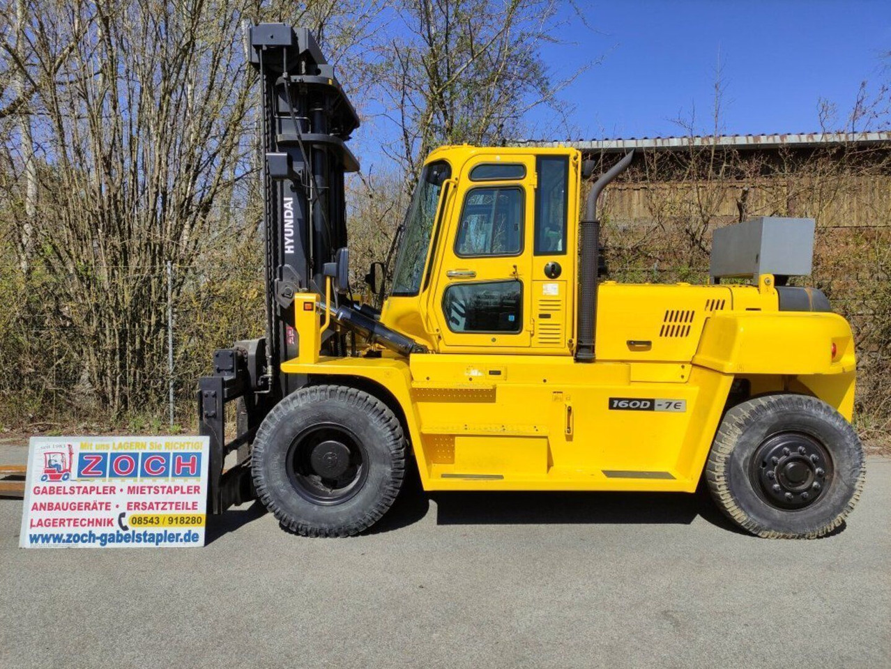 Hyundai 160D-7E - Контейнерный погрузчик: фото 1 Hyundai 160D-7E - Контейнерный погрузчик: фото 1