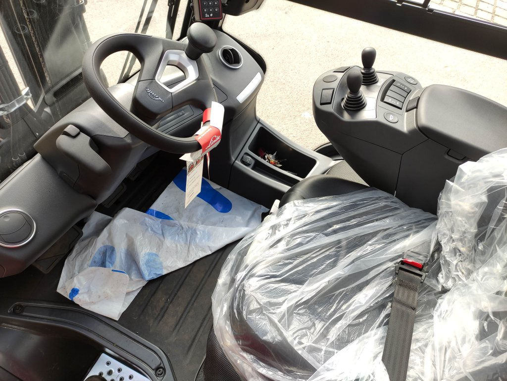 Linde H30D-01-1202 - Дизельный погрузчик: фото 5 Linde H30D-01-1202 - Дизельный погрузчик: фото 5