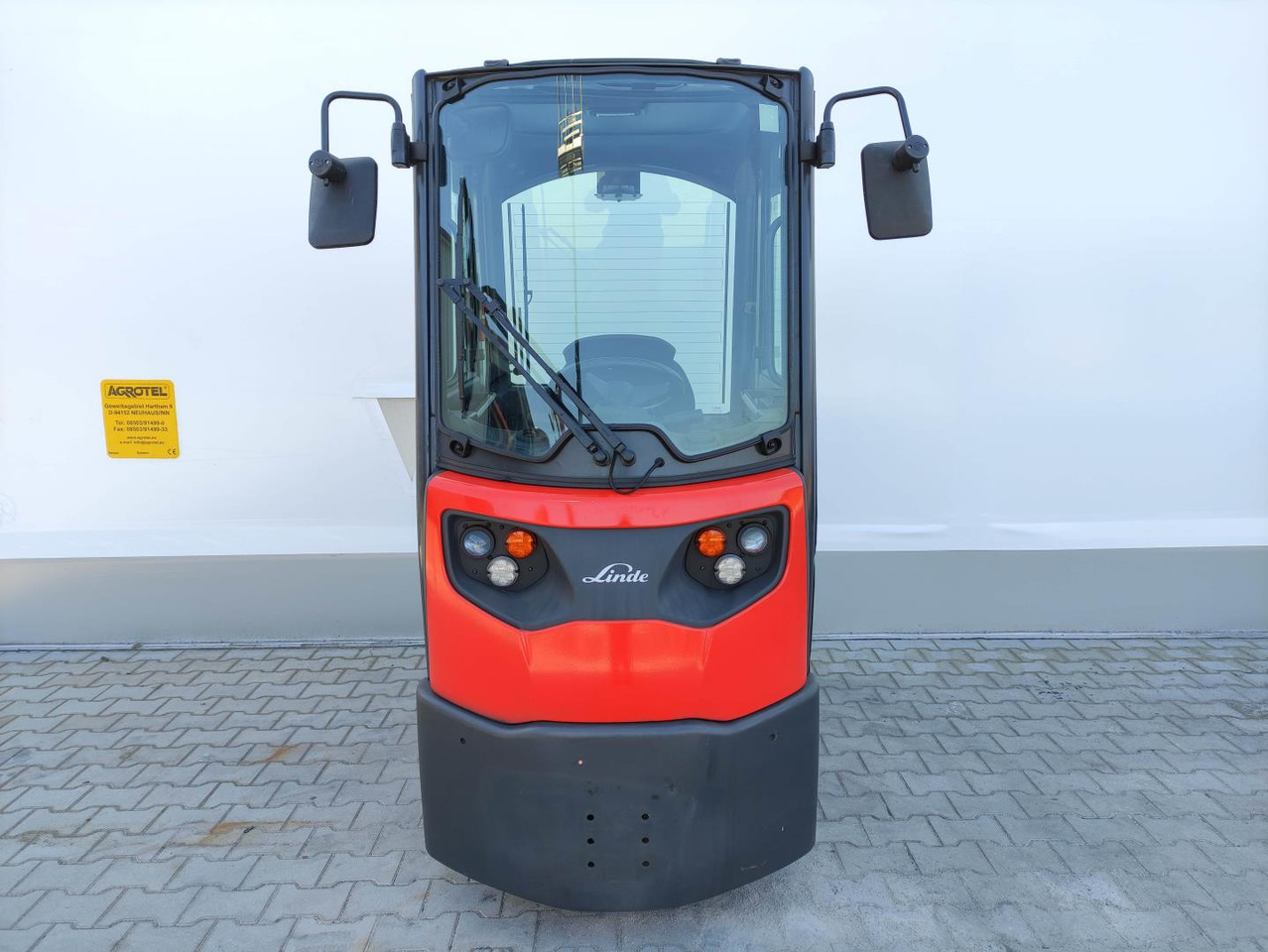 Linde P80 - Складской тягач: фото 3 Linde P80 - Складской тягач: фото 3