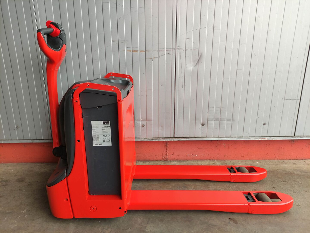 Linde T16-1152 (LACK NEU) - Тележка: фото 2 Linde T16-1152 (LACK NEU) - Тележка: фото 2