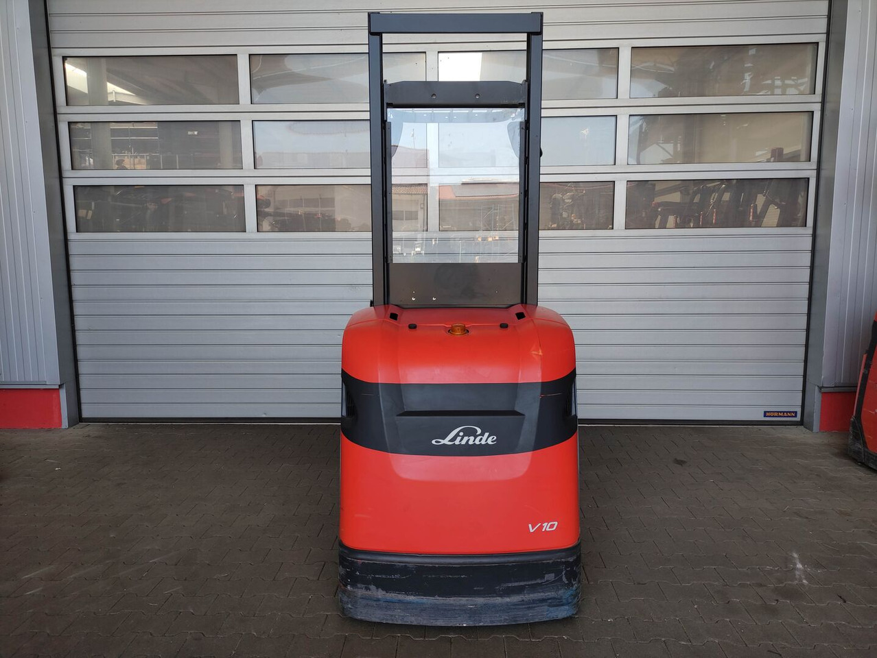 Linde V10-02 - Сборщик заказов: фото 4 Linde V10-02 - Сборщик заказов: фото 4