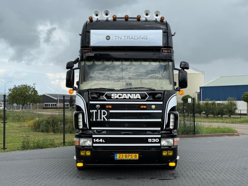Scania R 144 530 SHOW TRUCK, INTERIEUR, OPEN UITLAAT, HOBBY, TOP. - Тягач: фото 3 Scania R 144 530 SHOW TRUCK, INTERIEUR, OPEN UITLAAT, HOBBY, TOP. - Тягач: фото 3