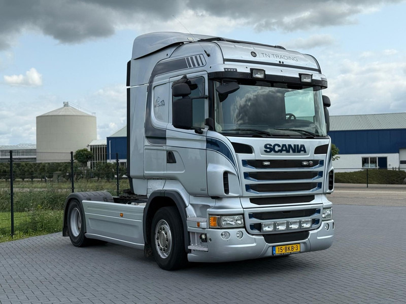 Scania R440 NL TRUCK, TIRES 80%, FULL SPOILER, RETARDER, STEEL/AIR. - Тягач: фото 1 Scania R440 NL TRUCK, TIRES 80%, FULL SPOILER, RETARDER, STEEL/AIR. - Тягач: фото 1