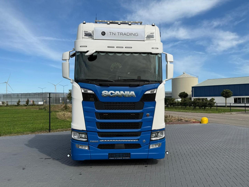 Scania S650 V8 NGS 2.95WB, PTO VOORBEREIDING, VOLLUCHT, KING OF THE ROAD, RETARDER, LEER. - Тягач: фото 5 Scania S650 V8 NGS 2.95WB, PTO VOORBEREIDING, VOLLUCHT, KING OF THE ROAD, RETARDER, LEER. - Тягач: фото 5