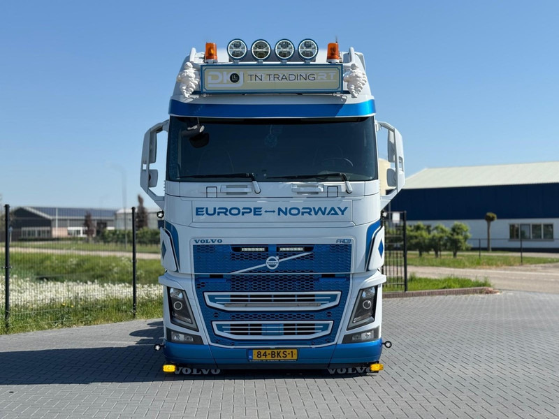 Volvo FH 16.750 FULL AIR, LEATHER, SHOW, TOP CONDITION, XL CABINE. - Тягач: фото 2 Volvo FH 16.750 FULL AIR, LEATHER, SHOW, TOP CONDITION, XL CABINE. - Тягач: фото 2