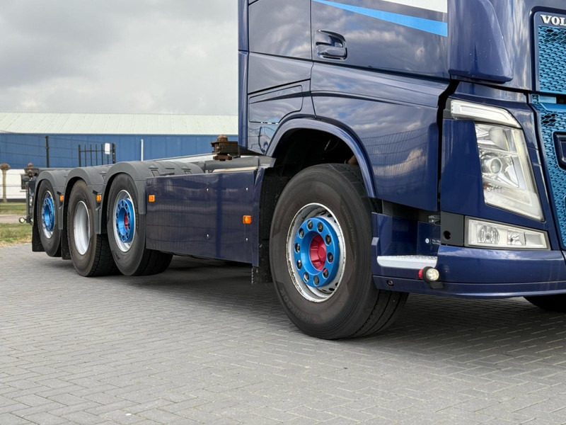 Volvo FH 13.500 DYNAMIC STEERING, DUAL CLUTCH, ACC, 3X CAMERA, ACC. - Грузовик-контейнеровоз/ Сменный кузов: фото 2 Volvo FH 13.500 DYNAMIC STEERING, DUAL CLUTCH, ACC, 3X CAMERA, ACC. - Грузовик-контейнеровоз/ Сменный кузов: фото 2