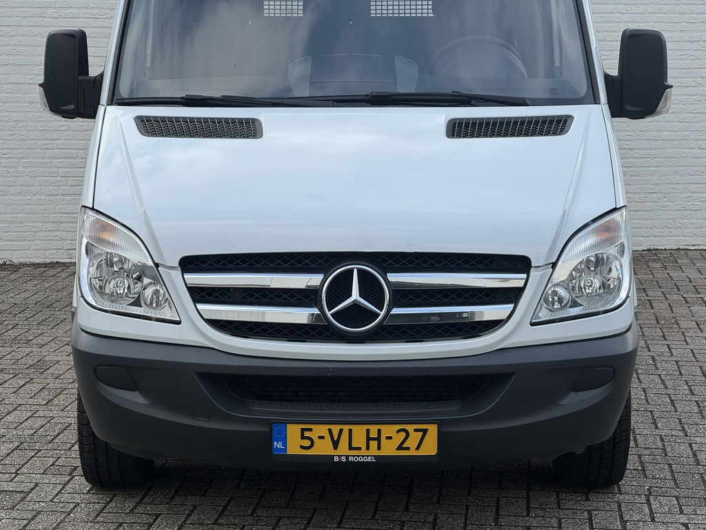 Mercedes-Benz Sprinter-213 2.2 CDI 366 DC 2x Schuifdeur Airco Imperiaal Treeplank Trekhaak 3 Zitplaatsen - Цельнометаллический фургон: фото 3 Mercedes-Benz Sprinter-213 2.2 CDI 366 DC 2x Schuifdeur Airco Imperiaal Treeplank Trekhaak 3 Zitplaatsen - Цельнометаллический фургон: фото 3