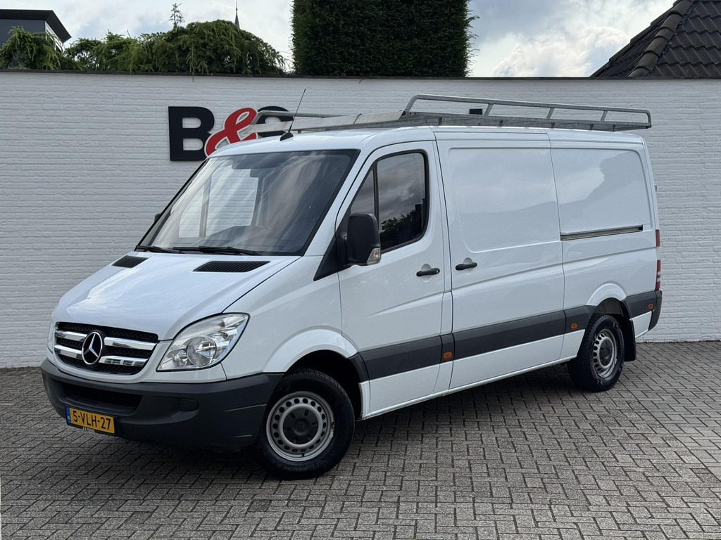 Mercedes-Benz Sprinter-213 2.2 CDI 366 DC 2x Schuifdeur Airco Imperiaal Treeplank Trekhaak 3 Zitplaatsen - Цельнометаллический фургон: фото 1 Mercedes-Benz Sprinter-213 2.2 CDI 366 DC 2x Schuifdeur Airco Imperiaal Treeplank Trekhaak 3 Zitplaatsen - Цельнометаллический фургон: фото 1