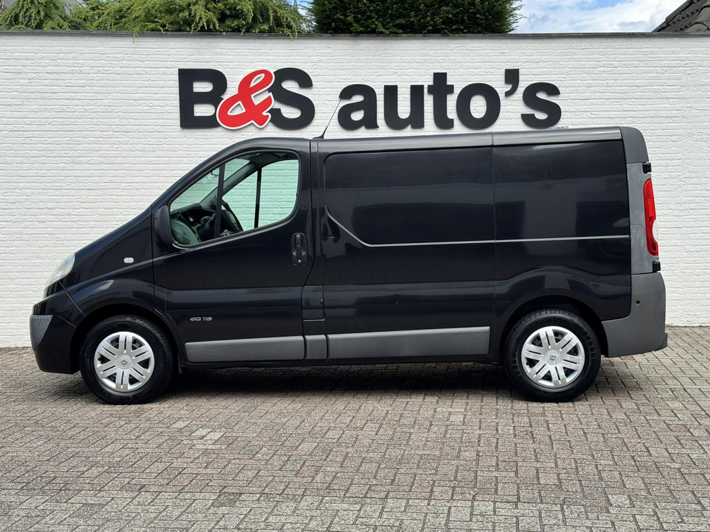 Renault Trafic-2.0 dCi T27 L1H1Navigatie Bleutooth Airco Elektrische ramen - Легковой фургон: фото 4 Renault Trafic-2.0 dCi T27 L1H1Navigatie Bleutooth Airco Elektrische ramen - Легковой фургон: фото 4