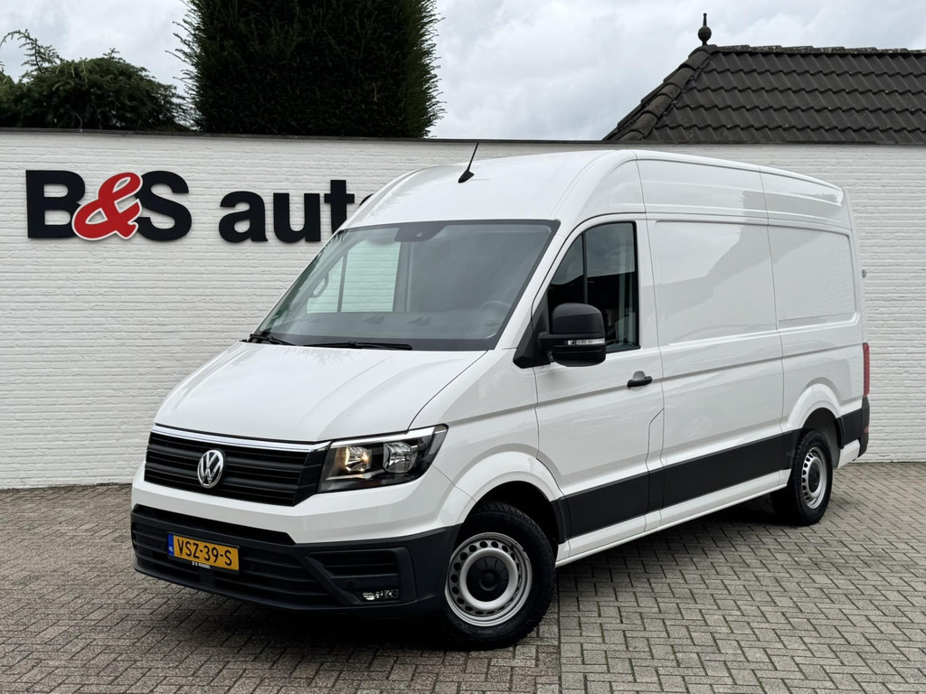 Volkswagen Crafter-30 2.0 TDI L3H3 Highline 4S banden Trekhaak Carplay Pdc v+a Cruise DAB - Цельнометаллический фургон: фото 1 Volkswagen Crafter-30 2.0 TDI L3H3 Highline 4S banden Trekhaak Carplay Pdc v+a Cruise DAB - Цельнометаллический фургон: фото 1