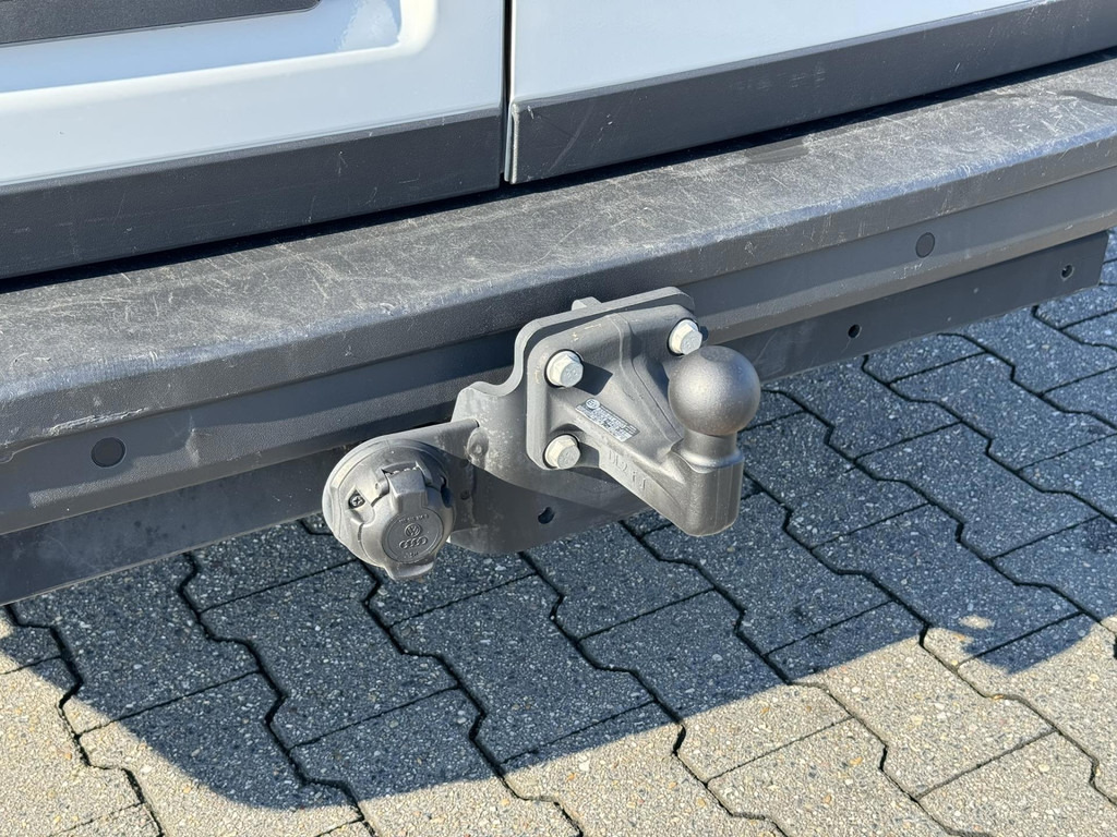Volkswagen Crafter-30 2.0 TDI L3H3 Highline 4S banden Trekhaak Carplay Pdc v+a Cruise DAB - Цельнометаллический фургон: фото 3 Volkswagen Crafter-30 2.0 TDI L3H3 Highline 4S banden Trekhaak Carplay Pdc v+a Cruise DAB - Цельнометаллический фургон: фото 3