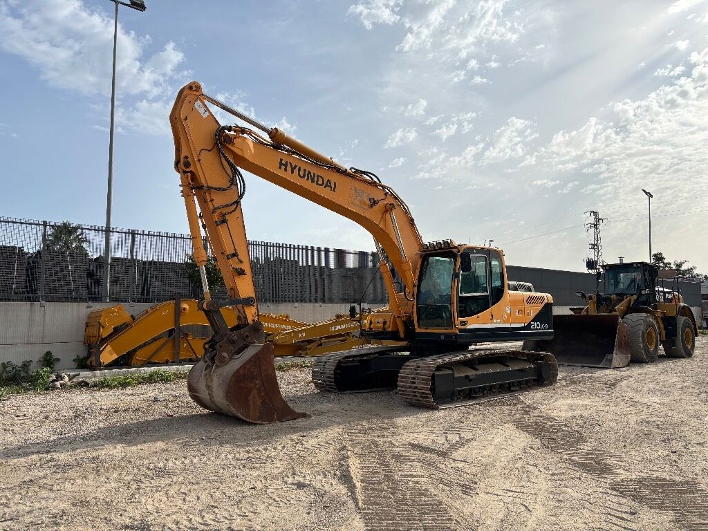 Hyundai R210LC-9 - Гусеничный экскаватор: фото 1 Hyundai R210LC-9 - Гусеничный экскаватор: фото 1