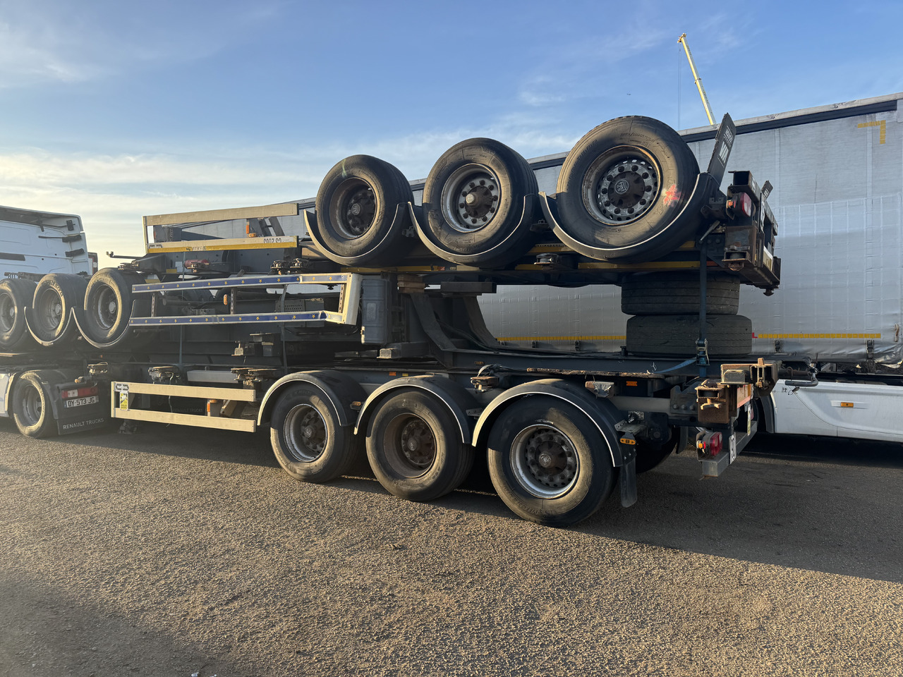 VAN HOOL Porte container - Полуприцеп-контейнеровоз/ Сменный кузов: фото 2 VAN HOOL Porte container - Полуприцеп-контейнеровоз/ Сменный кузов: фото 2