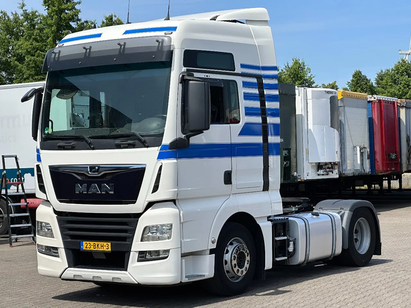 MAN TGX 18.420 XXL Euro 6 / 2 Tank / Only 450Tkm / Apk! - Тягач: фото 1 MAN TGX 18.420 XXL Euro 6 / 2 Tank / Only 450Tkm / Apk! - Тягач: фото 1