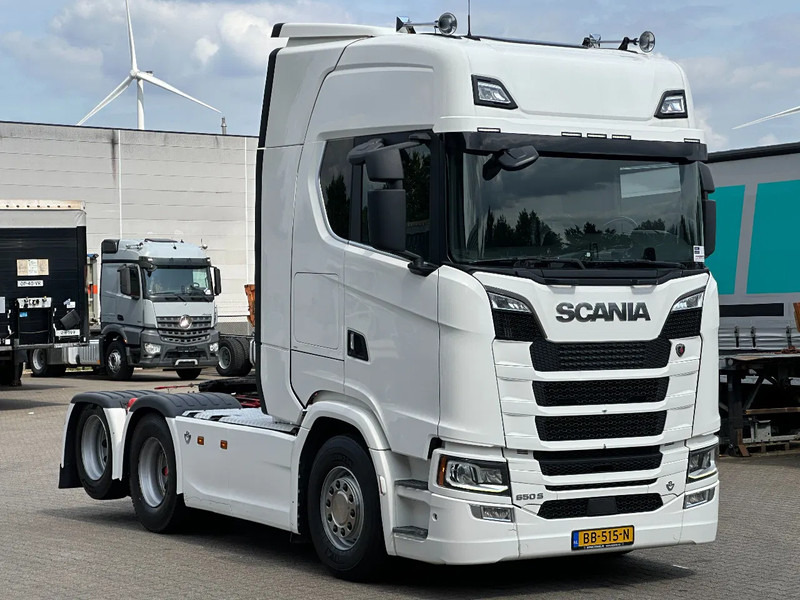 Scania S650 V8 6x2 Boogie / Retarder / 2 Tank / Full Air / Full Spoiler - Тягач: фото 2 Scania S650 V8 6x2 Boogie / Retarder / 2 Tank / Full Air / Full Spoiler - Тягач: фото 2
