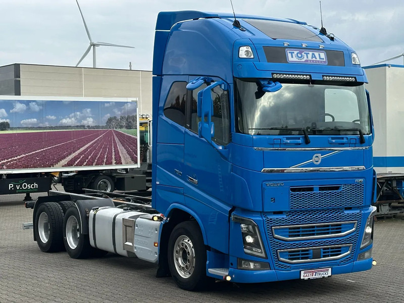 Volvo FH 16.750 6x4 Globe XL Chassis Retarder 3.90 Wb Full Air - Грузовик-шасси: фото 2 Volvo FH 16.750 6x4 Globe XL Chassis Retarder 3.90 Wb Full Air - Грузовик-шасси: фото 2