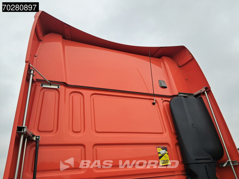 Тягач DAF XF 530 4X2 SSC Retarder 2x Tanks Standklima Navi ACC LED: фото 12