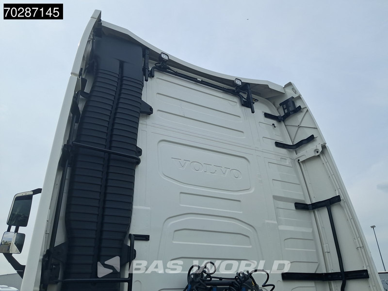 Volvo FH 500 4X2 XL 2x Tanks I-ParkCool Navi ACC Euro 6 лизинг Volvo FH 500 4X2 XL 2x Tanks I-ParkCool Navi ACC Euro 6: фото 12