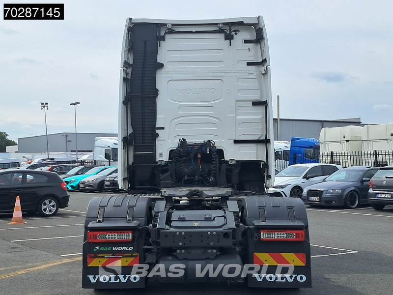 Volvo FH 500 4X2 XL 2x Tanks I-ParkCool Navi ACC Euro 6 лизинг Volvo FH 500 4X2 XL 2x Tanks I-ParkCool Navi ACC Euro 6: фото 11