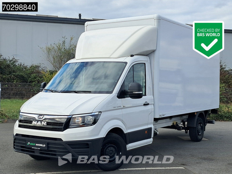 Volkswagen Crafter 140pk Ladebordwand Automatik 140PS Koffer Kamera Tempomat Klima Euro6 20m3 A/C Cruise control - Малотоннажный фургон: фото 1 Volkswagen Crafter 140pk Ladebordwand Automatik 140PS Koffer Kamera Tempomat Klima Euro6 20m3 A/C Cruise control - Малотоннажный фургон: фото 1