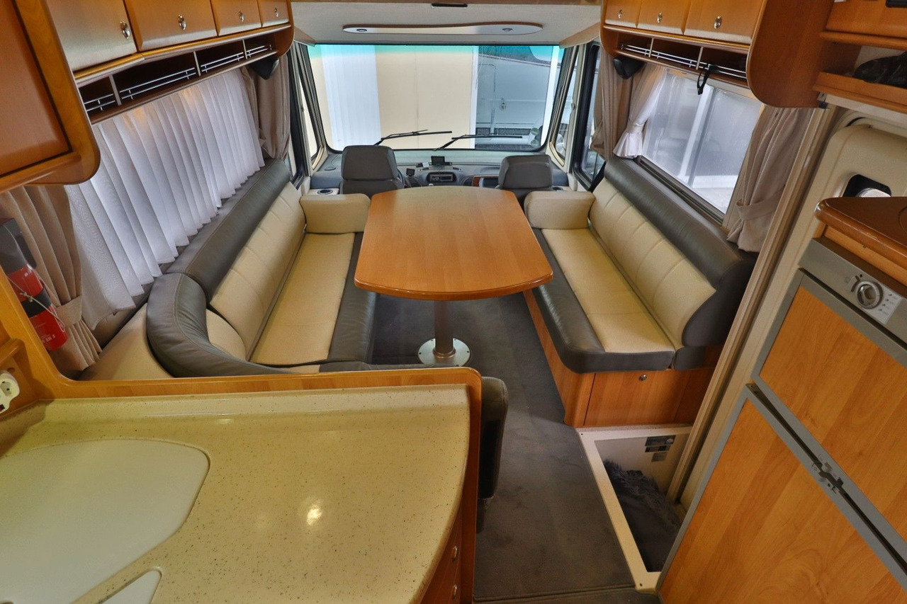 Интегрированный автодом Concorde Charisma I 880 F/Automatik/Festbett/Klima/Solar Concorde Charisma I 880 F/Automatik/Festbett/Klima/Solar: фото 9