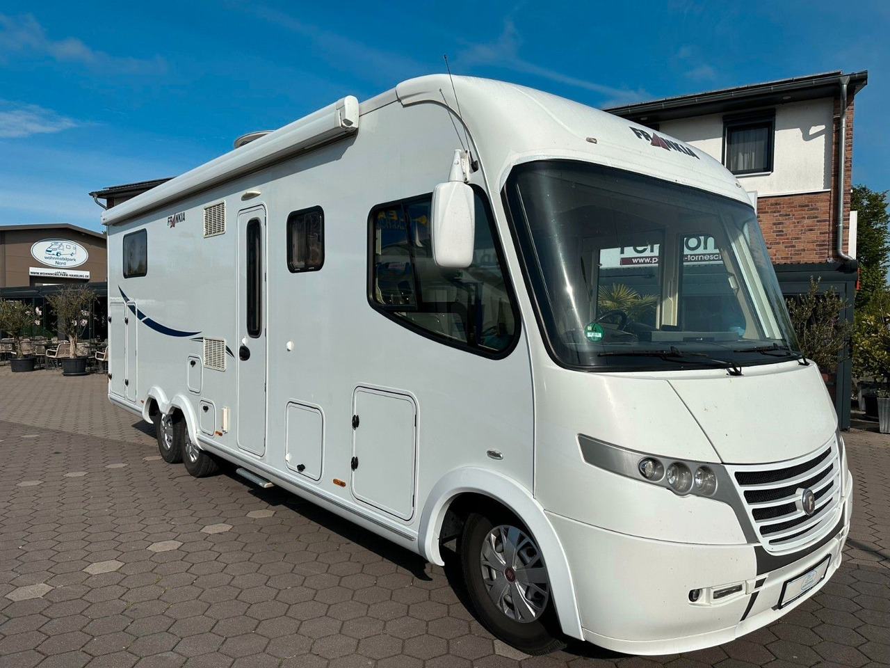 Frankia I 840 QD/Festbett+Hubbett/Garage /PREISGARANTIE - Интегрированный автодом: фото 2 Frankia I 840 QD/Festbett+Hubbett/Garage /PREISGARANTIE - Интегрированный автодом: фото 2