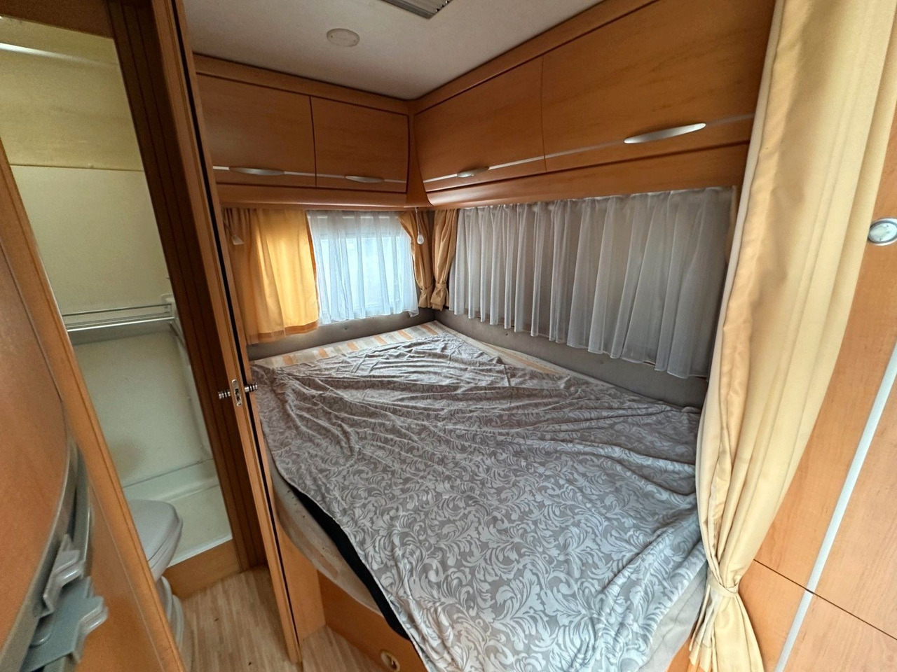 Полуинтегрированный автодом HYMER / ERIBA / HYMERCAR TRAMP T 572 CL/Festbett/Klima/Markise HYMER / ERIBA / HYMERCAR TRAMP T 572 CL/Festbett/Klima/Markise: фото 23