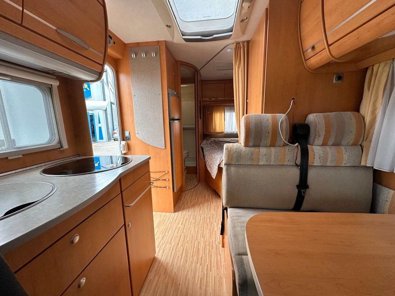 Полуинтегрированный автодом HYMER / ERIBA / HYMERCAR TRAMP T 572 CL/Festbett/Klima/Markise HYMER / ERIBA / HYMERCAR TRAMP T 572 CL/Festbett/Klima/Markise: фото 25