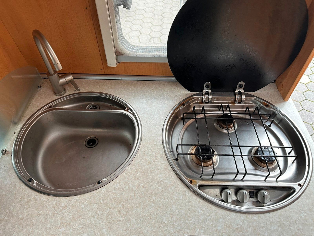Полуинтегрированный автодом HYMER / ERIBA / HYMERCAR TRAMP T 572 CL/Festbett/Klima/Markise HYMER / ERIBA / HYMERCAR TRAMP T 572 CL/Festbett/Klima/Markise: фото 27
