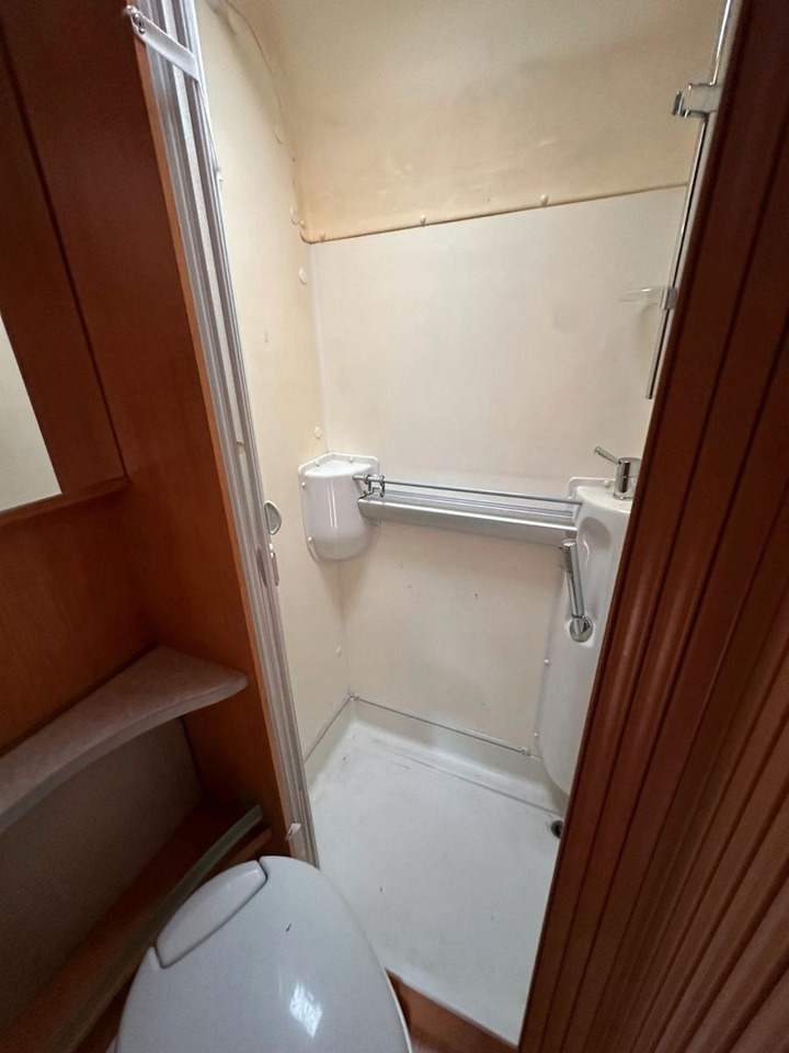 Полуинтегрированный автодом HYMER / ERIBA / HYMERCAR TRAMP T 572 CL/Festbett/Klima/Markise HYMER / ERIBA / HYMERCAR TRAMP T 572 CL/Festbett/Klima/Markise: фото 29