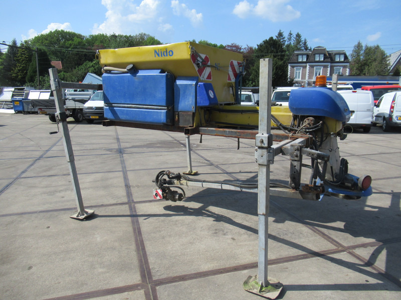 NIDO STRATOS B11K-24 PCXN350 1,1M3 + 500L Rotopower Salzstreuer Salt Spreader Zoutstrooier - Разбрасыватель песка/ Соли: фото 4 NIDO STRATOS B11K-24 PCXN350 1,1M3 + 500L Rotopower Salzstreuer Salt Spreader Zoutstrooier - Разбрасыватель песка/ Соли: фото 4