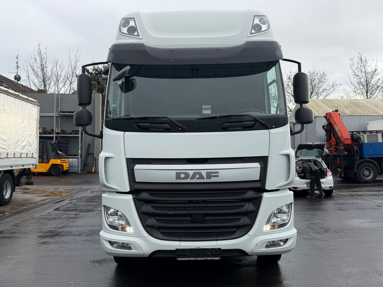DAF CF 400FA Pritsche/Plane, Edscha, Retarder, Lbw - Тентованный грузовик: фото 3 DAF CF 400FA Pritsche/Plane, Edscha, Retarder, Lbw - Тентованный грузовик: фото 3