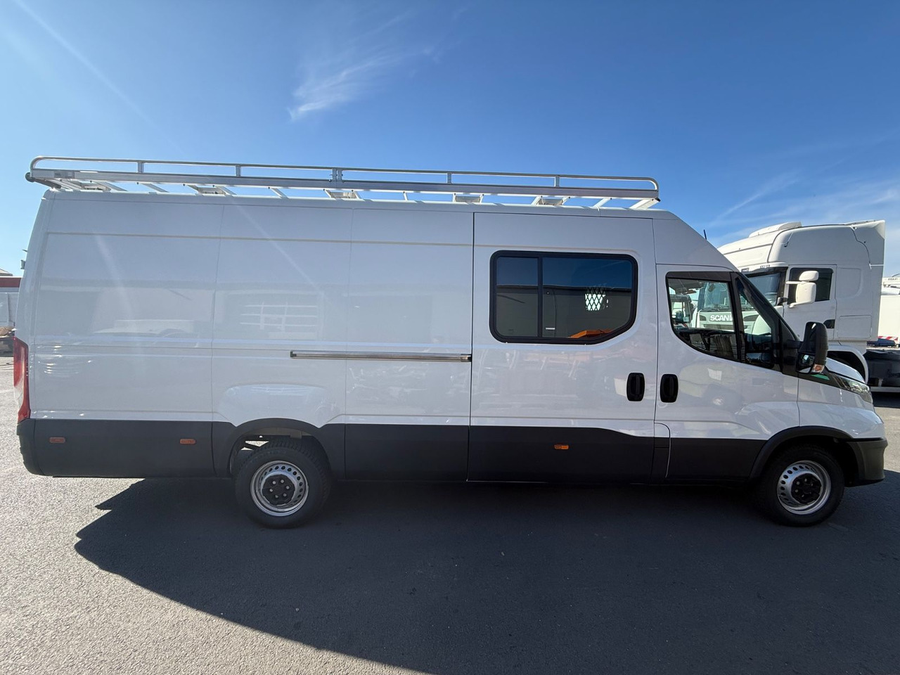 Iveco Daily 35S14 Maxi/CNG/2.700km!/Ahk/TÜV neu - Цельнометаллический фургон: фото 5 Iveco Daily 35S14 Maxi/CNG/2.700km!/Ahk/TÜV neu - Цельнометаллический фургон: фото 5