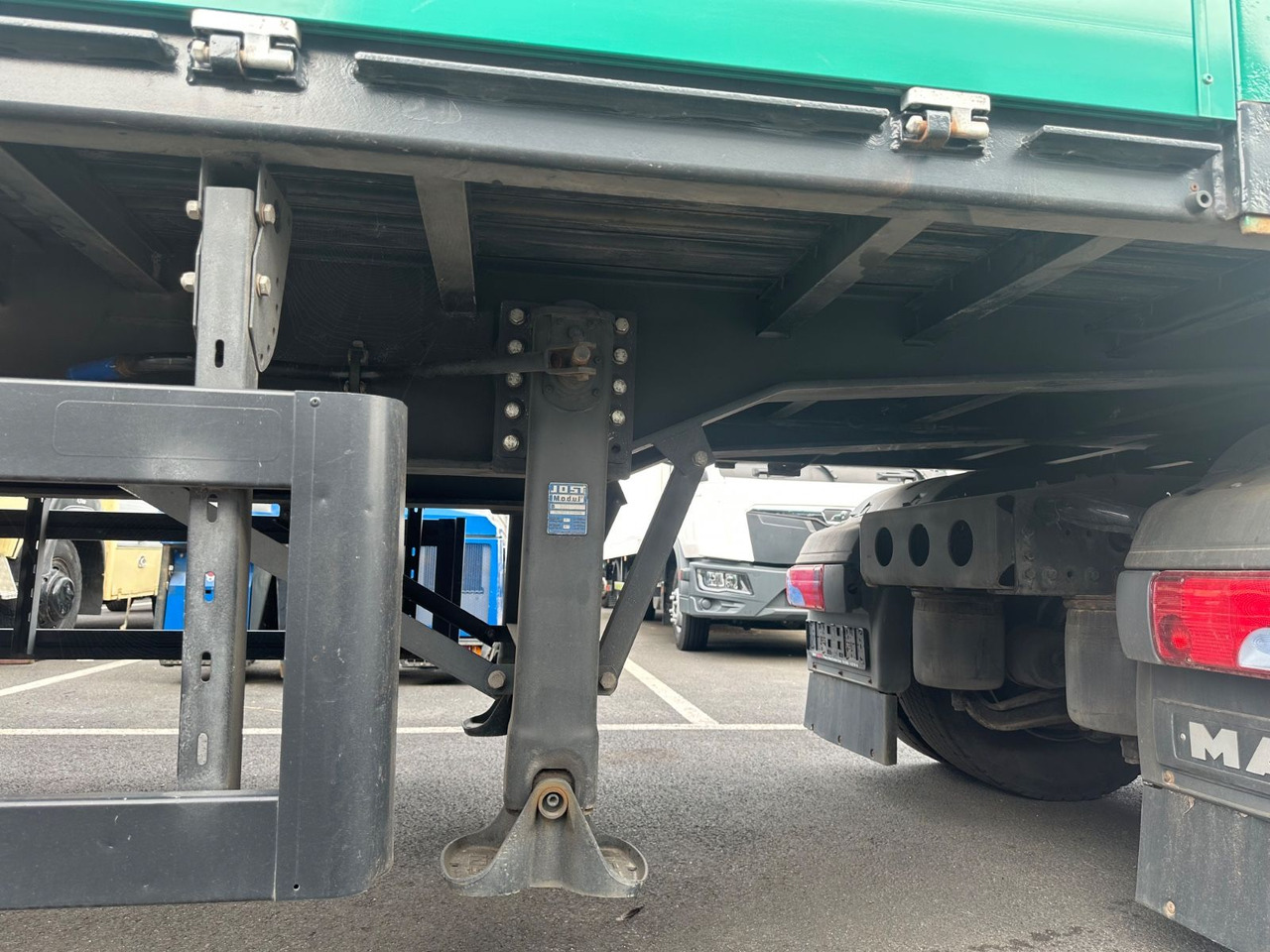 M & V Pritsche/ Plattform/ Langmaterial 12.8m - Полуприцеп бортовой/ Платформа: фото 3 M & V Pritsche/ Plattform/ Langmaterial 12.8m - Полуприцеп бортовой/ Платформа: фото 3