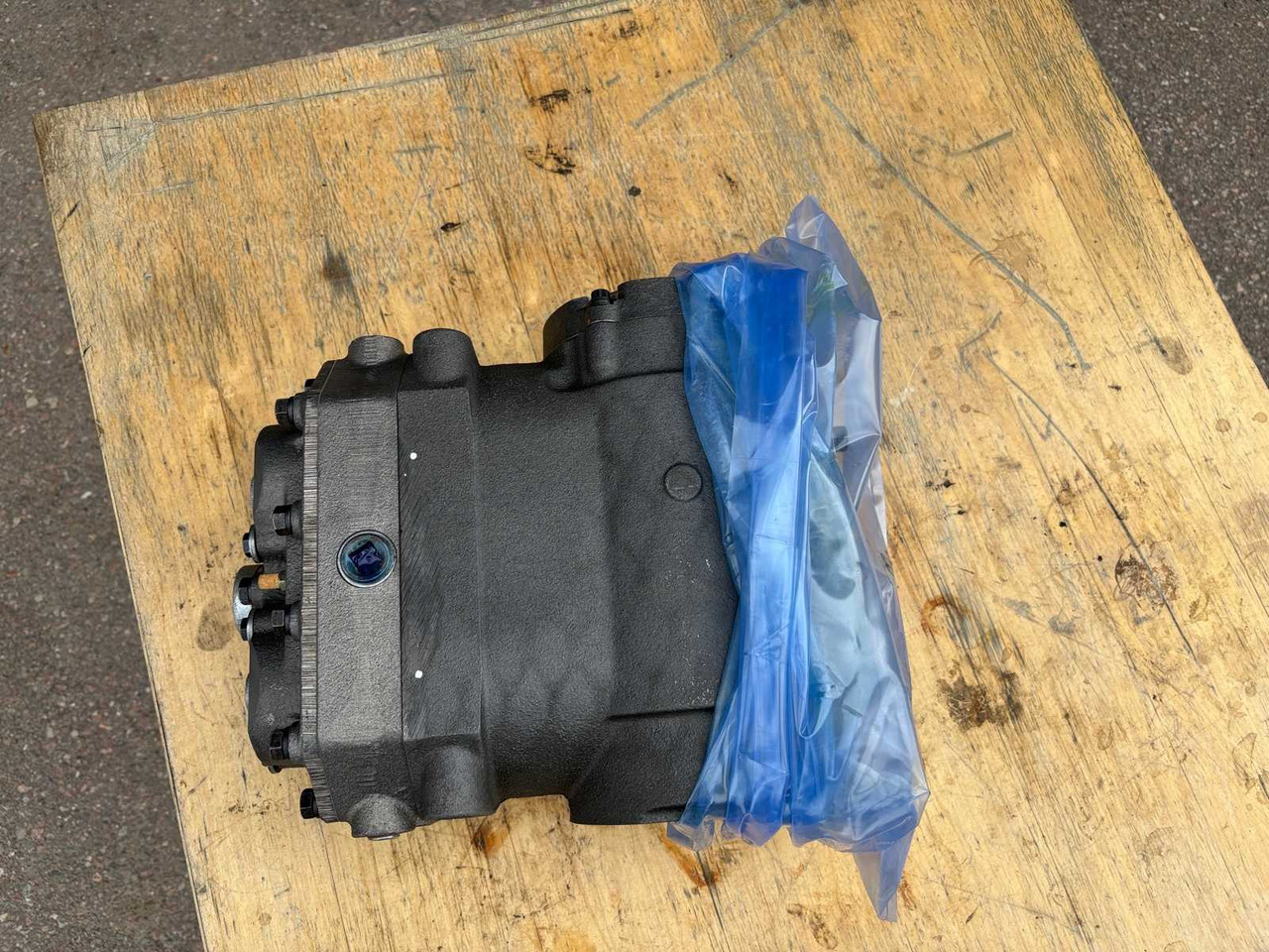 Air Dryer Compressor Cummins ST-676 - Пневмокомпрессор для Грузовиков: фото 5 Air Dryer Compressor Cummins ST-676 - Пневмокомпрессор для Грузовиков: фото 5
